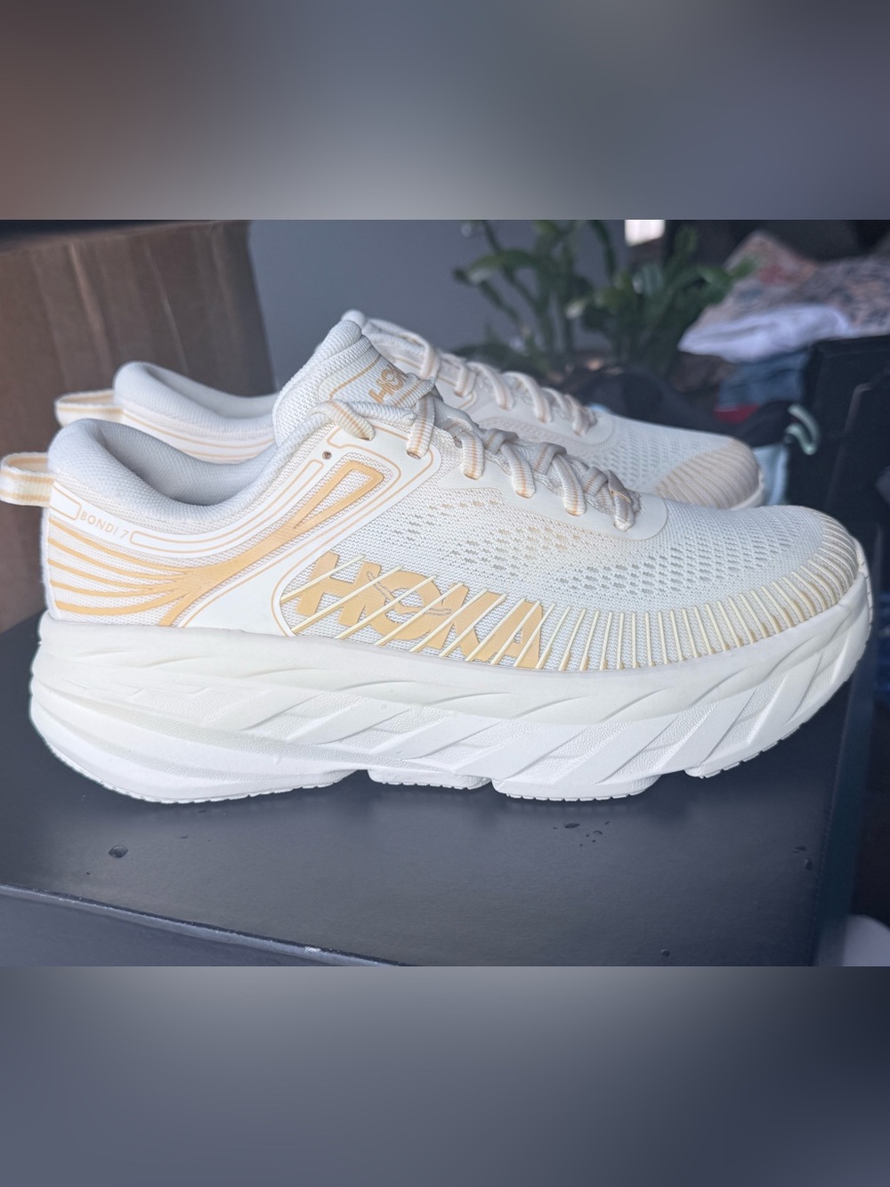 Hoka Bondi 7